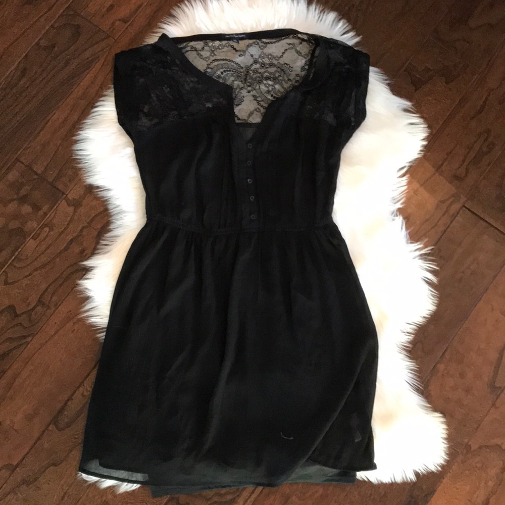 American Eagle Lace Dress
